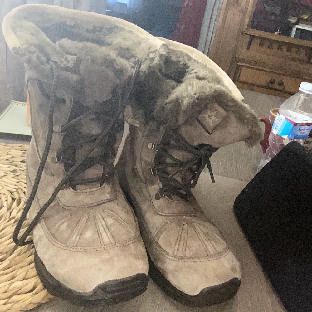Columbia winter boots